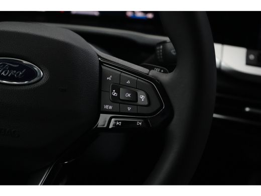 Ford Tourneo Connect Plug-In Hybride Titanium 150pk | Virtual cockpit | Navi | Adaptive cruise | All season | 2026 aut... ActivLease financial lease
