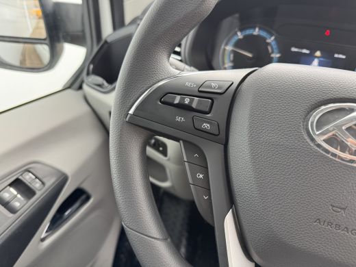 Maxus eDeliver9 65kWh 204PK Nieuw! Open Laadbak 172km WLTP 100% Elektrisch Airco Adaptieve Cruise Carplay Pritisc... ActivLease financial lease