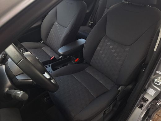 Mazda 2 Hybrid Hybrid 1.5 Centre-line | Apple Carplay/Android Auto | Stoelverwarming | Achteruitrijcamera | Lich... ActivLease financial lease
