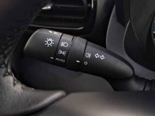 Mazda 2 Hybrid Hybrid 1.5 Centre-line | Apple Carplay/Android Auto | Stoelverwarming | Achteruitrijcamera | Lich... ActivLease financial lease