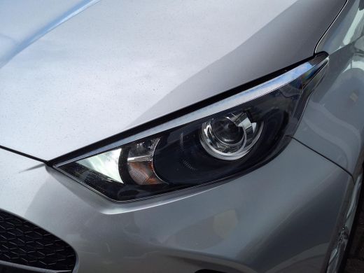 Mazda 2 Hybrid Hybrid 1.5 Centre-line | Apple Carplay/Android Auto | Stoelverwarming | Achteruitrijcamera | Lich... ActivLease financial lease
