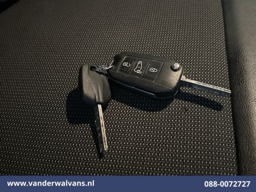 Peugeot Expert 1.5 BlueHDI L2H1 Euro6 Airco | Camera | Navigatie | Imperiaal | Apple Carplay | Cruisecontrol And... ActivLease financial lease