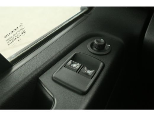 Renault Trafic 2.0 dCi 145PK T29 L2H1 | Aut. | Airco | Cruise | Camera | Carplay | Trekhaak ActivLease financial lease
