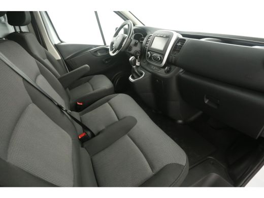 Renault Trafic 2.0 dCi 145PK T29 L2H1 | Aut. | Airco | Cruise | Camera | Carplay | Trekhaak ActivLease financial lease