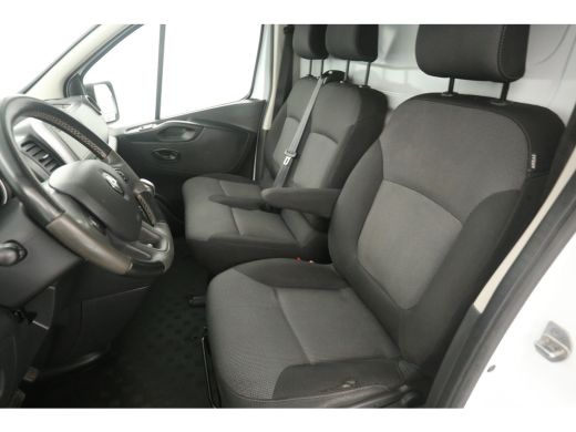 Renault Trafic 2.0 dCi 145PK T29 L2H1 | Aut. | Airco | Cruise | Camera | Carplay | Trekhaak ActivLease financial lease