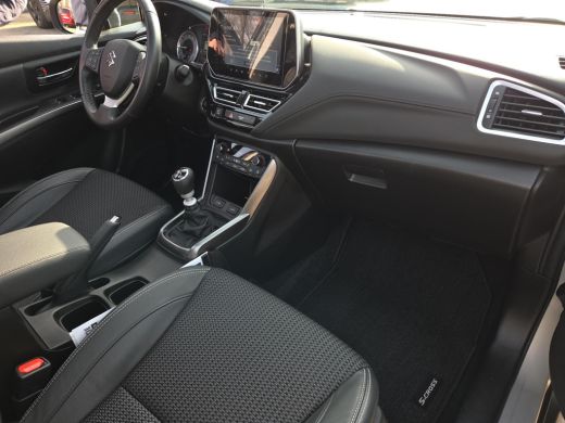 Suzuki S-Cross 1.4 Boosterjet Style Smart Hybrid | Rijklaarprijs | Panoramadak met schuif / kantel functie | App... ActivLease financial lease