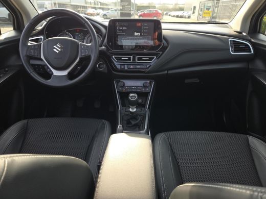 Suzuki S-Cross 1.4 Boosterjet Style Smart Hybrid | Rijklaarprijs | Panoramadak met schuif / kantel functie | App... ActivLease financial lease