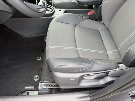 Toyota Yaris Cross 1.5 Hybrid 130 Executive Premium ActivLease financial lease