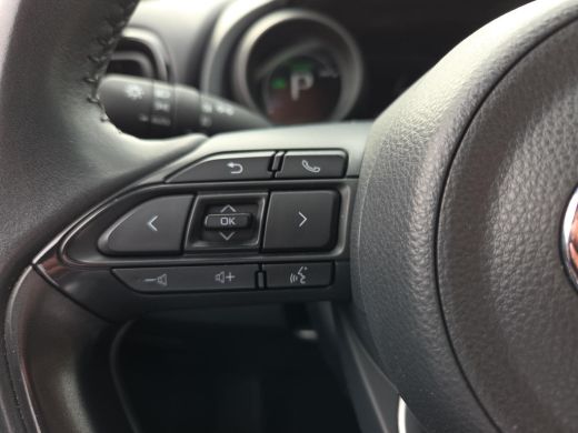 Toyota Yaris Cross 1.5 Hybrid Dynamic | Apple CarPlay | Adapt Cruise | Rijklaar incl. garantie | ActivLease financial lease