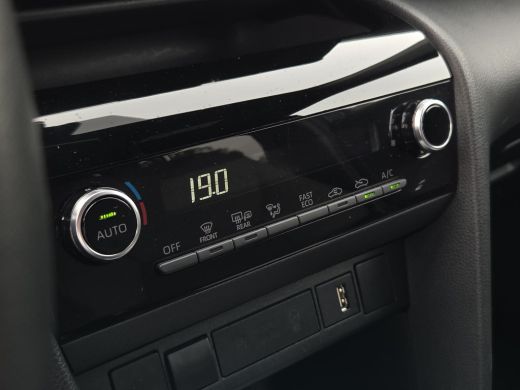 Toyota Yaris Cross 1.5 Hybrid Dynamic | Apple CarPlay | Adapt Cruise | Rijklaar incl. garantie | ActivLease financial lease