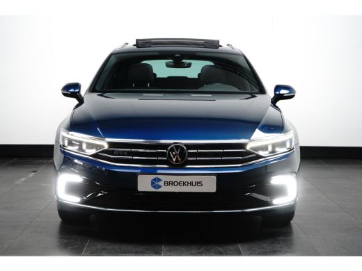Volkswagen Passat Variant 1.4 GTE 218PK DSG-6 Business | TREKHAAK | PANORAMADAK | ELEKTR. A. KLEP | NAVIGATIE | CAM... ActivLease financial lease