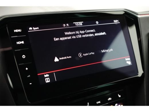 Volkswagen Passat Variant 1.4 GTE 218PK DSG-6 Business | TREKHAAK | PANORAMADAK | ELEKTR. A. KLEP | NAVIGATIE | CAM... ActivLease financial lease
