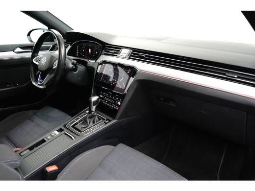 Volkswagen Passat Variant 1.4 GTE 218PK DSG-6 Business | TREKHAAK | PANORAMADAK | ELEKTR. A. KLEP | NAVIGATIE | CAM... ActivLease financial lease