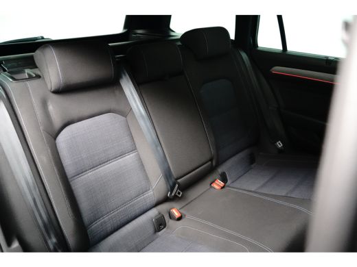Volkswagen Passat Variant 1.4 GTE 218PK DSG-6 Business | TREKHAAK | PANORAMADAK | ELEKTR. A. KLEP | NAVIGATIE | CAM... ActivLease financial lease