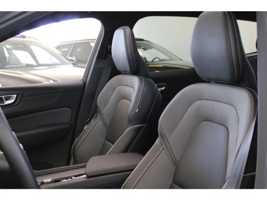 Volvo  XC60 T8 455PK Plus Black Edition | 360&deg; | 21" | Getint Glas | Head Up Display | HK Audio | Full LED ActivLease financial lease