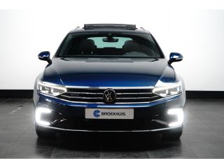 Volkswagen Passat Variant 1.4 GTE 218PK DSG-6 Business | TREKHAAK | PANORAMADAK | ELEKTR. A. KLEP | NAVIGATIE | CAM...
