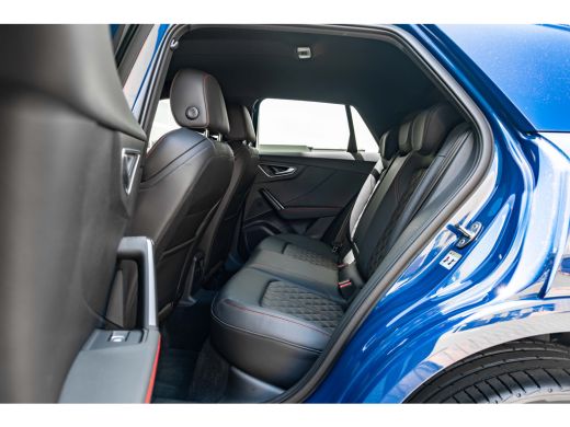 Audi Q2 35 TFSI S Edition 150 PK | SONOS | Achteruitrijcamera | Luxe bekleding | Privacy glas ActivLease financial lease