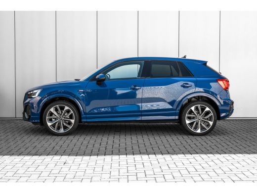 Audi Q2 35 TFSI S Edition 150 PK | SONOS | Achteruitrijcamera | Luxe bekleding | Privacy glas ActivLease financial lease