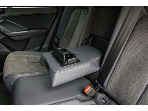 Audi Q3 45 TFSI e Business Edition | Trekhaak | Sonos o | Camera | Cruise adaptief | Stoelverwarming | Ap... ActivLease financial lease