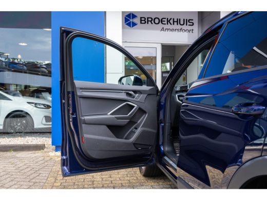 Audi Q3 45 TFSI e Business Edition | Trekhaak | Sonos o | Camera | Cruise adaptief | Stoelverwarming | Ap... ActivLease financial lease