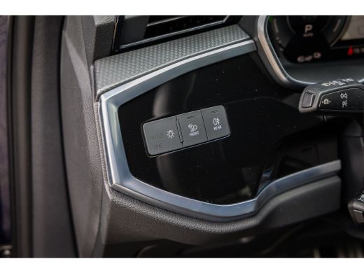 Audi Q3 45 TFSI e Business Edition | Trekhaak | Sonos o | Camera | Cruise adaptief | Stoelverwarming | Ap... ActivLease financial lease