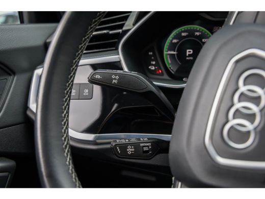 Audi Q3 45 TFSI e Business Edition | Trekhaak | Sonos o | Camera | Cruise adaptief | Stoelverwarming | Ap... ActivLease financial lease