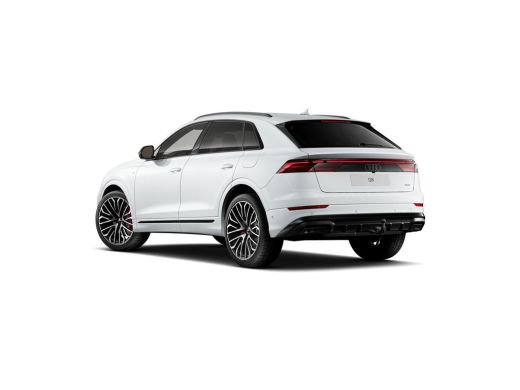 Audi Q8 60 TFSI e quattro Pro Line S Competition 490 PK | Trekhaak | Vierwielbesturing | Panoramadak | He... ActivLease financial lease
