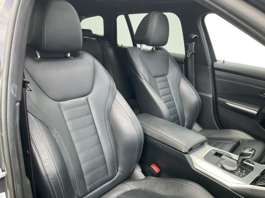 BMW 3 Serie Touring 330i M-Sport High Executive Edition Panoramadak Stoelverw. ActivLease financial lease