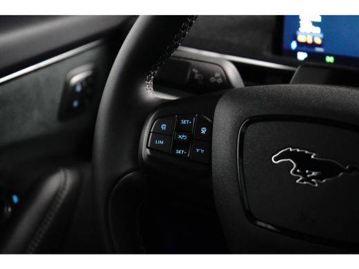 Ford Mustang Mach-E Mach-E GT AWD | FULL OPTION! | 360&deg; CAMERA | ADAPTIVE CRUISE | PANODAK | DODE HOEK | LANE ASSIST ... ActivLease financial lease