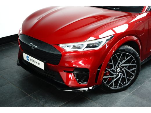 Ford Mustang Mach-E Mach-E GT AWD | FULL OPTION! | 360&deg; CAMERA | ADAPTIVE CRUISE | PANODAK | DODE HOEK | LANE ASSIST ... ActivLease financial lease