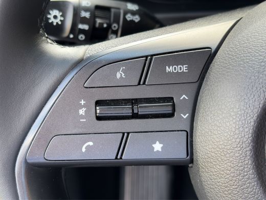 Hyundai i20 1.0 T-GDI 100pk Comfort | Airco | Camera | Carplay | Cruise control | Dodehoek detectie | Navigat... ActivLease financial lease