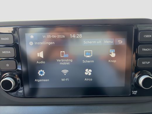 Hyundai i20 1.0 T-GDI 100pk Comfort | Airco | Camera | Carplay | Cruise control | Dodehoek detectie | Navigat... ActivLease financial lease