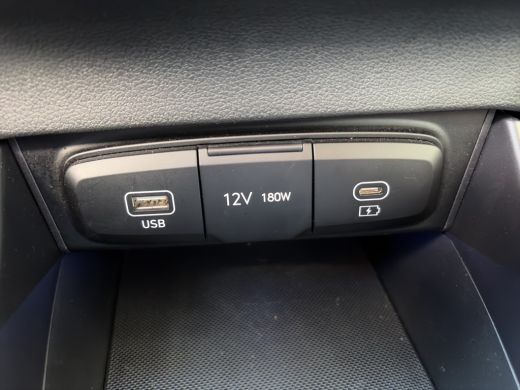 Hyundai i20 1.0 T-GDI 100pk Comfort | Airco | Camera | Carplay | Cruise control | Dodehoek detectie | Navigat... ActivLease financial lease