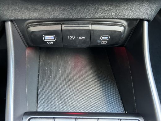 Hyundai i20 1.0 T-GDI 100pk Comfort | Airco | Camera | Carplay | Cruise control | Dodehoek detectie | Navigat... ActivLease financial lease