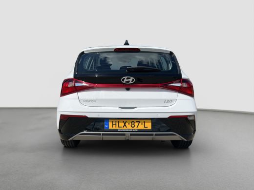 Hyundai i20 1.0 T-GDI 100pk Comfort | Airco | Camera | Carplay | Cruise control | Dodehoek detectie | Navigat... ActivLease financial lease