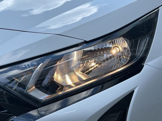 Hyundai i20 1.0 T-GDI 100pk Comfort | Airco | Camera | Carplay | Cruise control | Dodehoek detectie | Navigat... ActivLease financial lease