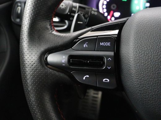 Hyundai i30 1.5 T-GDi MHEV N Line | Stoelverwarming | Leder/Alcantara | Adaptive cruise | Memory | Carplay | ... ActivLease financial lease