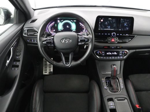 Hyundai i30 1.5 T-GDi MHEV N Line | Stoelverwarming | Leder/Alcantara | Adaptive cruise | Memory | Carplay | ... ActivLease financial lease