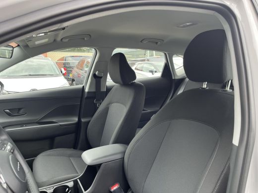 Hyundai Kona 1.6 GDI HEV E-Motion | Rijklaarprijs! | Navigatie | Apple CarPlay/Android Auto | Adaptief Cruise ... ActivLease financial lease