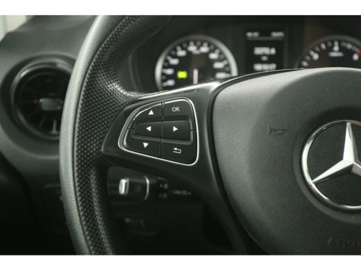 Mercedes-Benz Vito CDI 140PK | Airco | Cruise | 3 Zits | Trekhaak | Carplay | Parkeersens. ActivLease financial lease