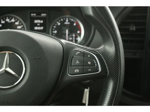 Mercedes-Benz Vito CDI 140PK | Airco | Cruise | 3 Zits | Trekhaak | Carplay | Parkeersens. ActivLease financial lease