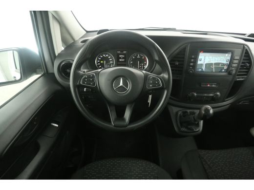 Mercedes-Benz Vito CDI 140PK | Airco | Cruise | 3 Zits | Trekhaak | Carplay | Parkeersens. ActivLease financial lease