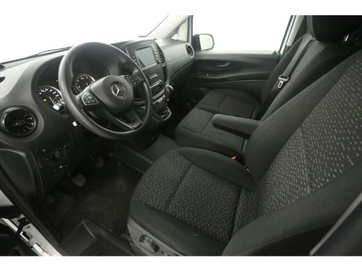 Mercedes-Benz Vito CDI 140PK | Airco | Cruise | 3 Zits | Trekhaak | Carplay | Parkeersens. ActivLease financial lease
