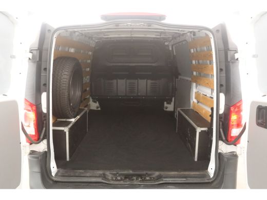 Mercedes-Benz Vito CDI 140PK | Airco | Cruise | 3 Zits | Trekhaak | Carplay | Parkeersens. ActivLease financial lease