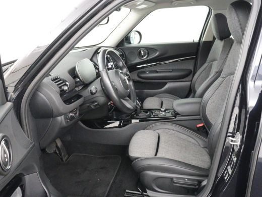 Mini Clubman 1.5 Cooper Business Edition | Automaat | Stoelverwarming | Carplay | Sportstoelen | Half leder | ... ActivLease financial lease
