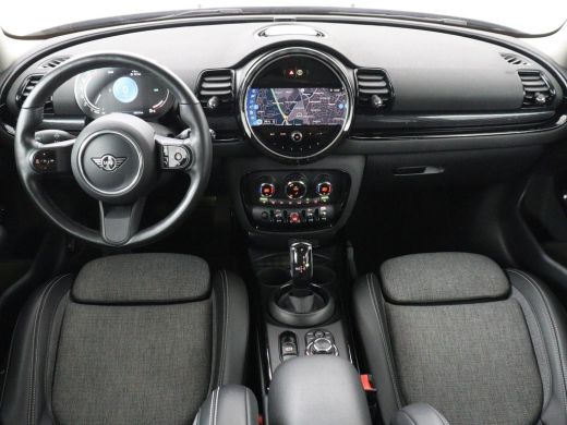 Mini Clubman 1.5 Cooper Business Edition | Automaat | Stoelverwarming | Carplay | Sportstoelen | Half leder | ... ActivLease financial lease