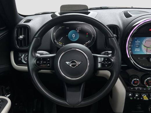 Mini Countryman 1.5 Cooper S E ALL4 Chili 224pk | Pano | Leder | Adap. Cruise | Stoelverwarming | Camera ActivLease financial lease
