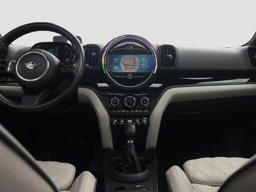 Mini Countryman 1.5 Cooper S E ALL4 Chili 224pk | Pano | Leder | Adap. Cruise | Stoelverwarming | Camera ActivLease financial lease