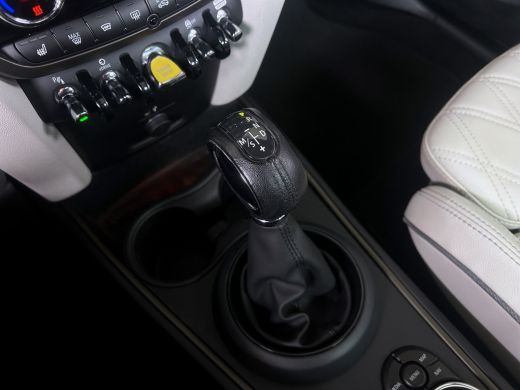 Mini Countryman 1.5 Cooper S E ALL4 Chili 224pk | Pano | Leder | Adap. Cruise | Stoelverwarming | Camera ActivLease financial lease