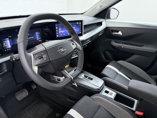 Opel Frontera Electric GS 44 kWh / Trekhaak / Navigatie / Camera / Parkeersensoren / Stuur -en stoelverwarmd / ... ActivLease financial lease